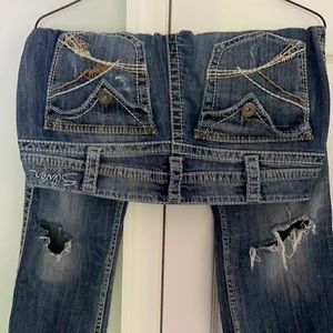 Silver Distressed 👖 Jeans